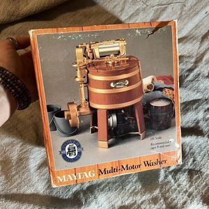 1993 ERTL Maytag Multi-Motor Washer Farm Series Die-Cast Metal #4967 1/6 Scale